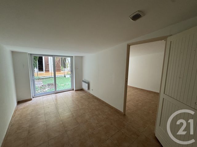 Appartement T3 à louer - 3 pièces - 82.4 m2 - MARSEILLE - 13008 - PROVENCE-ALPES-COTE-D-AZUR - Century 21 Alphée Sga