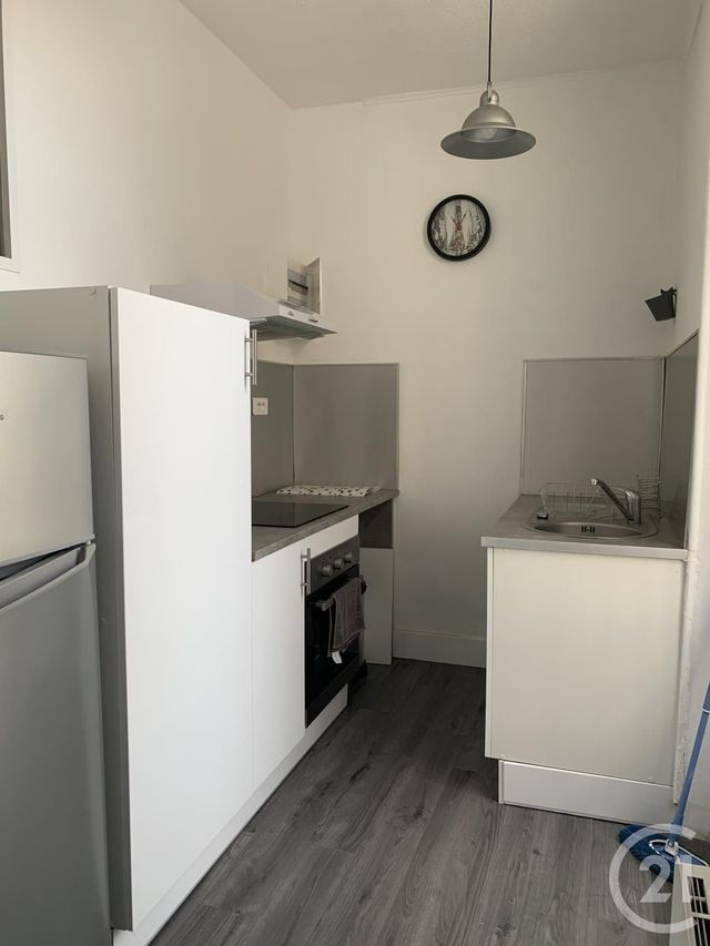 Appartement T2 à louer - 2 pièces - 31.0 m2 - MARSEILLE - 13012 - PROVENCE-ALPES-COTE-D-AZUR - Century 21 Alphée Sga