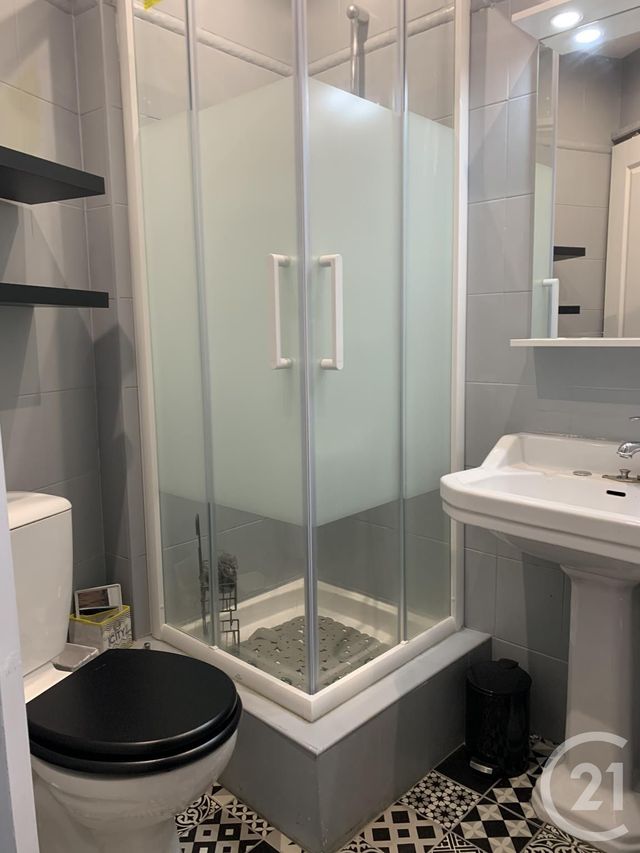 Appartement T2 à louer - 2 pièces - 31.0 m2 - MARSEILLE - 13012 - PROVENCE-ALPES-COTE-D-AZUR - Century 21 Alphée Sga