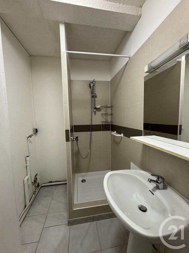 Appartement T2 à louer - 2 pièces - 29.26 m2 - MARSEILLE - 13010 - PROVENCE-ALPES-COTE-D-AZUR - Century 21 Alphée Sga