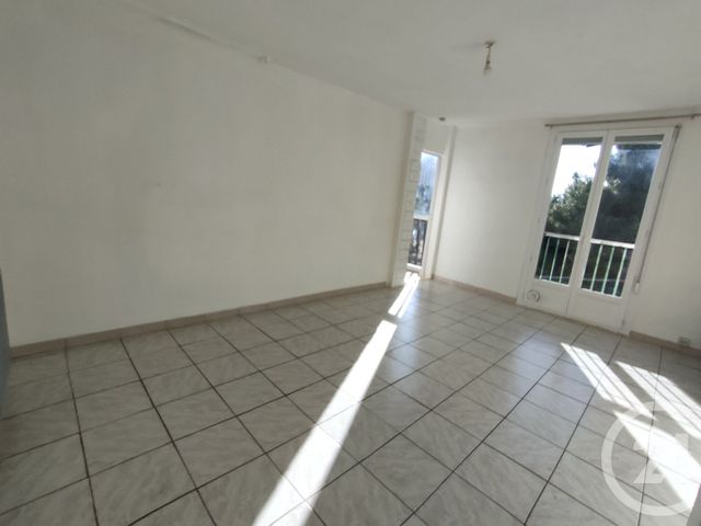 Appartement T3 à vendre - 3 pièces - 57.63 m2 - MARSEILLE - 13012 - PROVENCE-ALPES-COTE-D-AZUR - Century 21 Alphée Sga