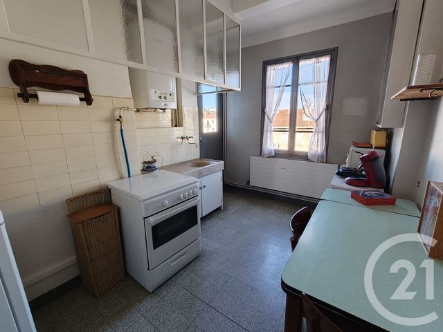 Appartement T3 à vendre - 3 pièces - 62.33 m2 - MARSEILLE - 13005 - PROVENCE-ALPES-COTE-D-AZUR - Century 21 Alphée Sga