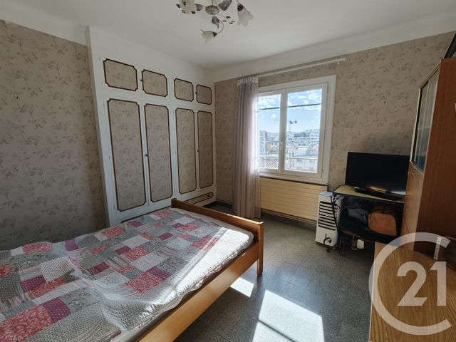 Appartement T3 à vendre - 3 pièces - 62.33 m2 - MARSEILLE - 13005 - PROVENCE-ALPES-COTE-D-AZUR - Century 21 Alphée Sga