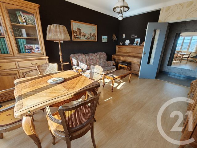 Appartement T3 à vendre - 3 pièces - 62.33 m2 - MARSEILLE - 13005 - PROVENCE-ALPES-COTE-D-AZUR - Century 21 Alphée Sga