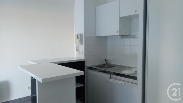 Appartement T2 à louer - 2 pièces - 32.76 m2 - MARSEILLE - 13010 - PROVENCE-ALPES-COTE-D-AZUR - Century 21 Alphée Sga