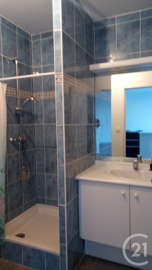 Appartement T2 à louer - 2 pièces - 32.76 m2 - MARSEILLE - 13010 - PROVENCE-ALPES-COTE-D-AZUR - Century 21 Alphée Sga