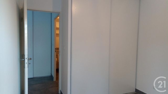 Appartement T2 à louer - 2 pièces - 32.76 m2 - MARSEILLE - 13010 - PROVENCE-ALPES-COTE-D-AZUR - Century 21 Alphée Sga