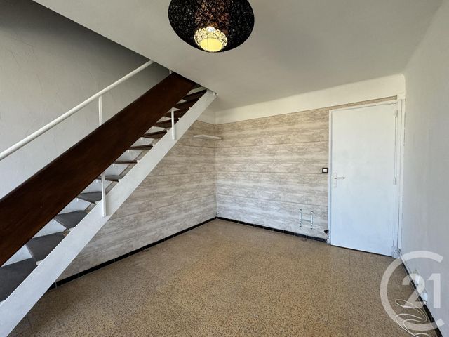 Appartement T2 à louer - 2 pièces - 43.08 m2 - MARSEILLE - 13004 - PROVENCE-ALPES-COTE-D-AZUR - Century 21 Alphée Sga