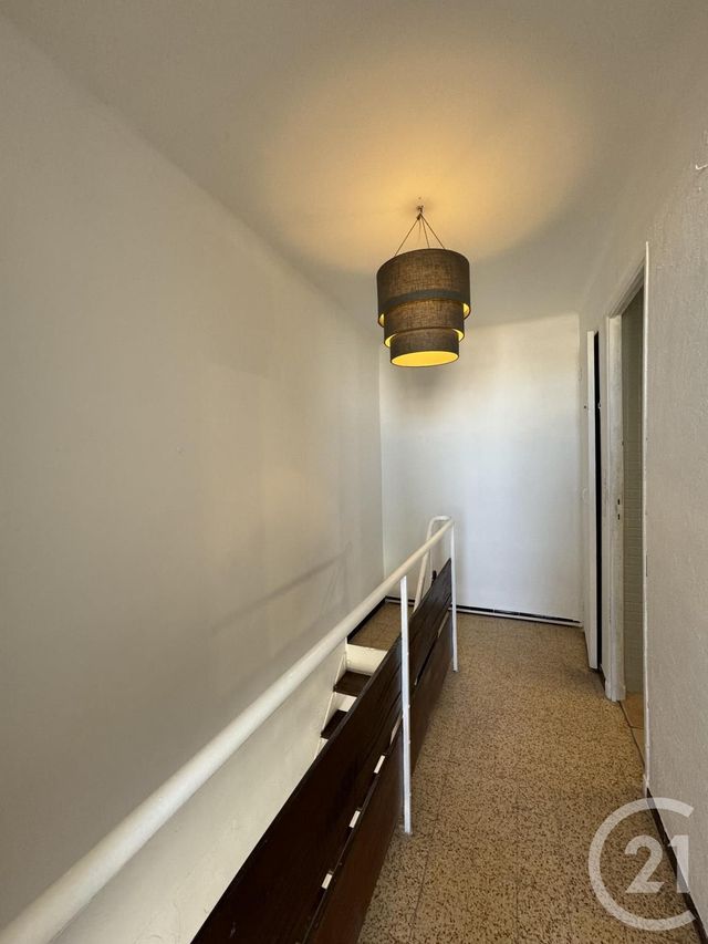 Appartement T2 à louer - 2 pièces - 43.08 m2 - MARSEILLE - 13004 - PROVENCE-ALPES-COTE-D-AZUR - Century 21 Alphée Sga