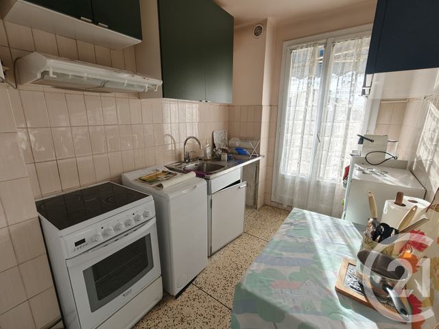 Appartement à vendre - 4 pièces - 70.35 m2 - MARSEILLE - 13004 - PROVENCE-ALPES-COTE-D-AZUR - Century 21 Alphée Sga