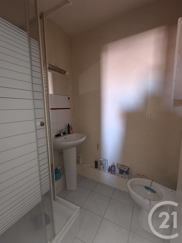 Appartement à vendre - 3 pièces - 51.0 m2 - MARSEILLE - 13005 - PROVENCE-ALPES-COTE-D-AZUR - Century 21 Alphée Sga
