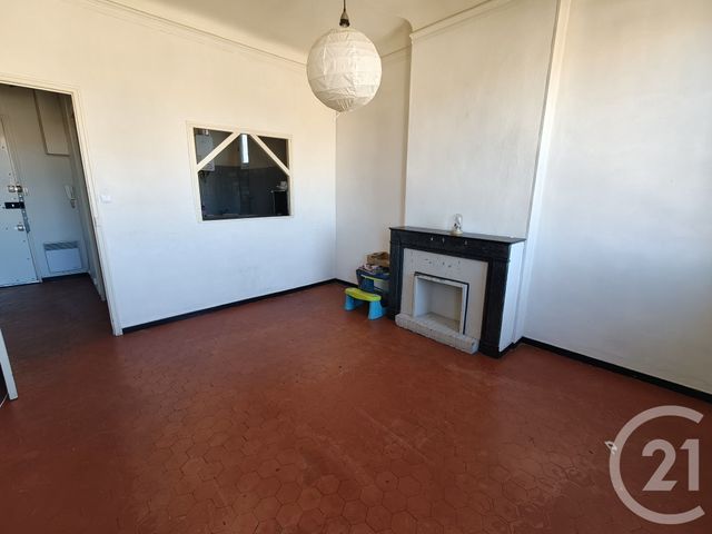 Appartement à vendre - 3 pièces - 51.0 m2 - MARSEILLE - 13005 - PROVENCE-ALPES-COTE-D-AZUR - Century 21 Alphée Sga