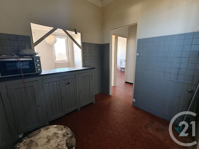 Appartement à vendre - 3 pièces - 51.0 m2 - MARSEILLE - 13005 - PROVENCE-ALPES-COTE-D-AZUR - Century 21 Alphée Sga