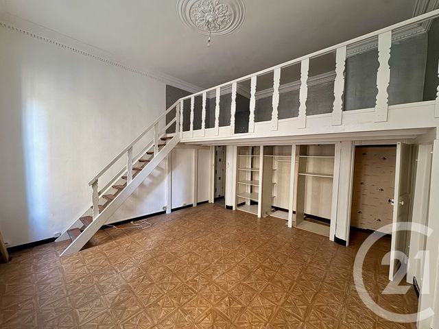 Appartement à louer - 2 pièces - 58.5 m2 - MARSEILLE - 13005 - PROVENCE-ALPES-COTE-D-AZUR - Century 21 Alphée Sga
