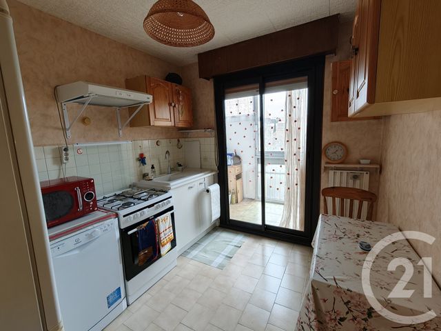 Appartement T3 à vendre - 3 pièces - 58.92 m2 - MARSEILLE - 13011 - PROVENCE-ALPES-COTE-D-AZUR - Century 21 Alphée Sga