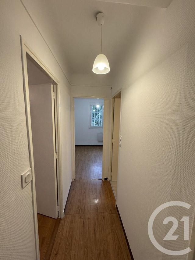 Appartement T3 à louer - 3 pièces - 58.04 m2 - MARSEILLE - 13012 - PROVENCE-ALPES-COTE-D-AZUR - Century 21 Alphée Sga