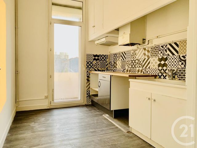 Appartement T3 à louer - 3 pièces - 68.88 m2 - MARSEILLE - 13004 - PROVENCE-ALPES-COTE-D-AZUR - Century 21 Alphée Sga