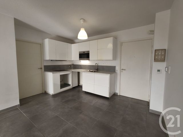 Appartement F3 à vendre - 3 pièces - 59.28 m2 - MARSEILLE - 13011 - PROVENCE-ALPES-COTE-D-AZUR - Century 21 Alphée Sga