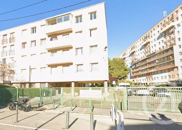 Appartement F4 à vendre - 4 pièces - 58.84 m2 - MARSEILLE - 13013 - PROVENCE-ALPES-COTE-D-AZUR - Century 21 Alphée Sga