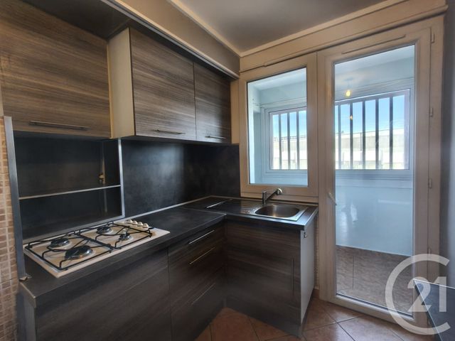 Appartement F4 à vendre - 4 pièces - 58.84 m2 - MARSEILLE - 13013 - PROVENCE-ALPES-COTE-D-AZUR - Century 21 Alphée Sga