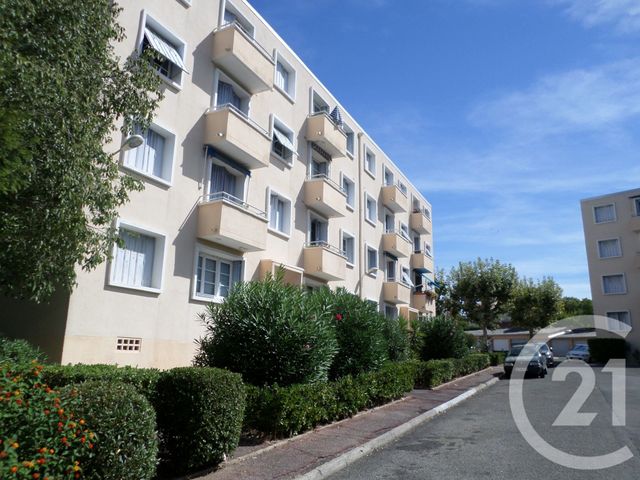 Appartement T3 à louer - 3 pièces - 54.76 m2 - MARSEILLE - 13012 - PROVENCE-ALPES-COTE-D-AZUR - Century 21 Alphée Sga