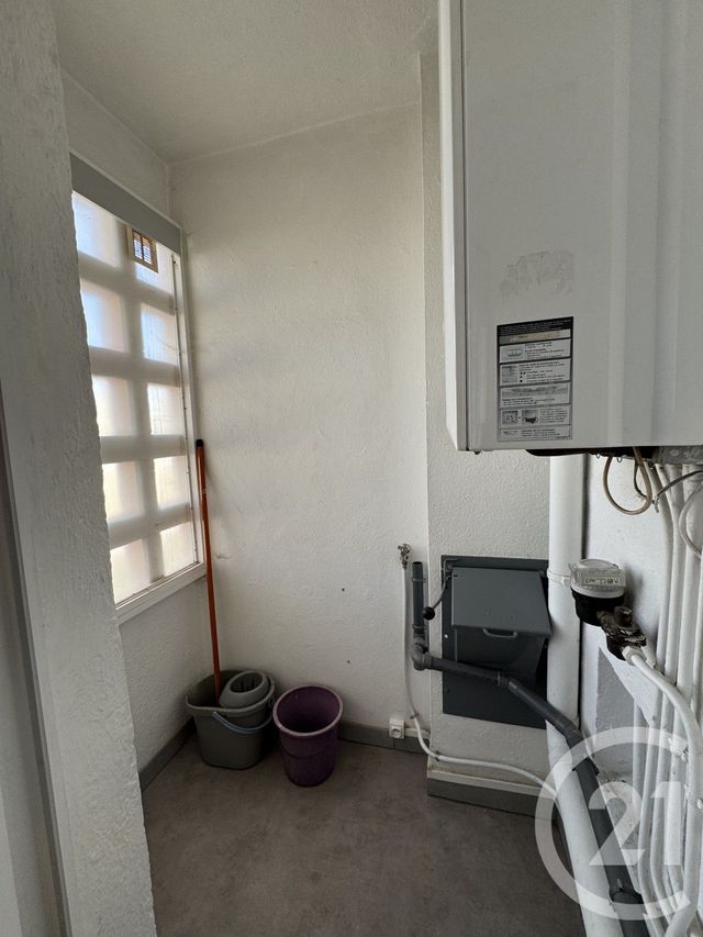 Appartement T3 à louer - 3 pièces - 54.76 m2 - MARSEILLE - 13012 - PROVENCE-ALPES-COTE-D-AZUR - Century 21 Alphée Sga