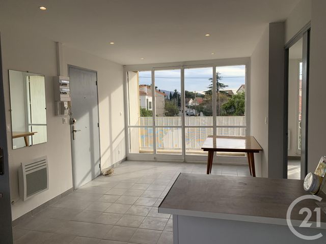 Appartement T3 à louer - 3 pièces - 45.61 m2 - MARSEILLE - 13012 - PROVENCE-ALPES-COTE-D-AZUR - Century 21 Alphée Sga