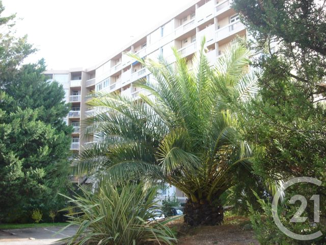 Appartement F7 à vendre - 7 pièces - 135.23 m2 - MARSEILLE - 13012 - PROVENCE-ALPES-COTE-D-AZUR - Century 21 Alphée Sga
