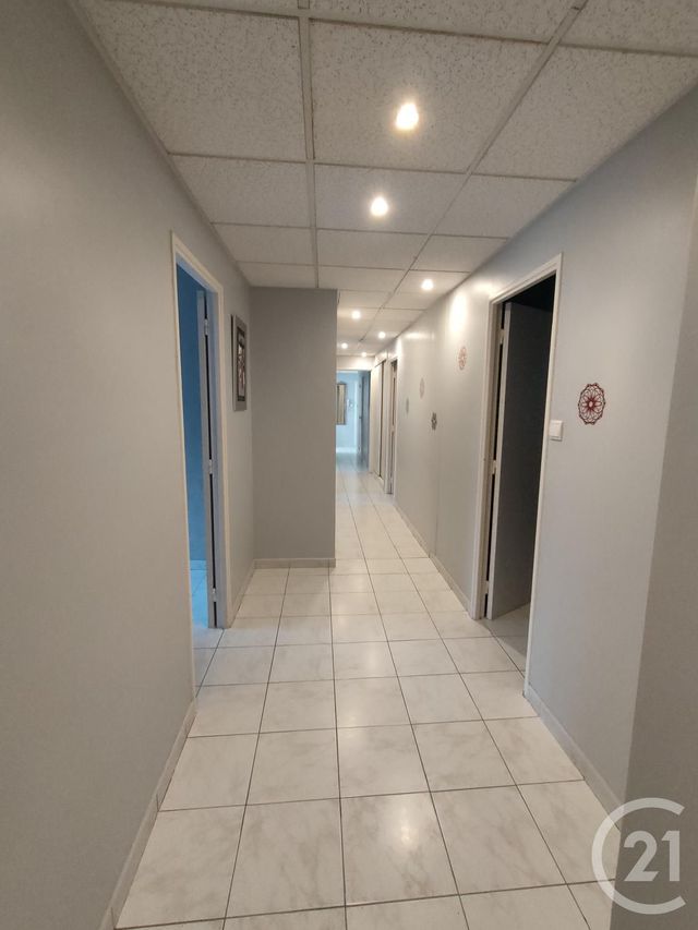 Appartement F7 à vendre - 7 pièces - 135.23 m2 - MARSEILLE - 13012 - PROVENCE-ALPES-COTE-D-AZUR - Century 21 Alphée Sga