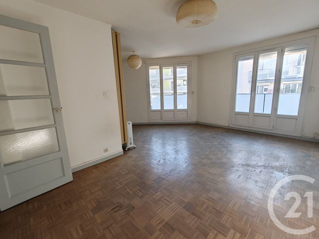 Appartement Studio à vendre - 1 pièce - 37.02 m2 - MARSEILLE - 13007 - PROVENCE-ALPES-COTE-D-AZUR - Century 21 Alphée Sga