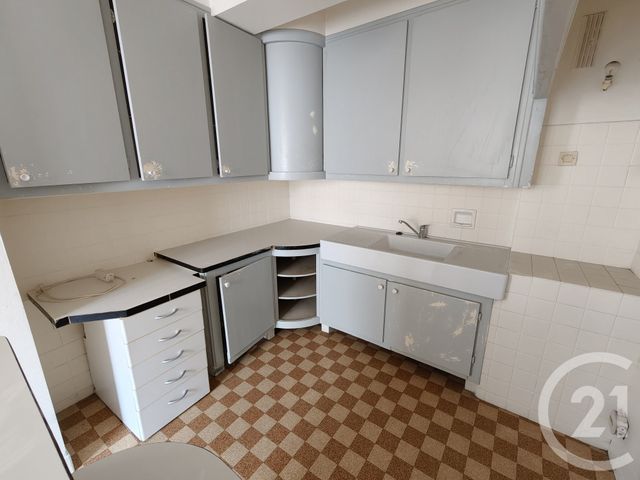 Appartement Studio à vendre - 1 pièce - 37.02 m2 - MARSEILLE - 13007 - PROVENCE-ALPES-COTE-D-AZUR - Century 21 Alphée Sga
