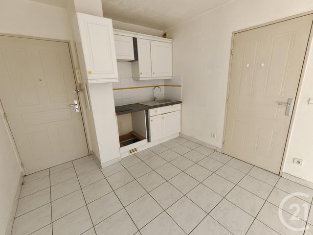 Appartement T2 à vendre - 2 pièces - 36.23 m2 - MARSEILLE - 13012 - PROVENCE-ALPES-COTE-D-AZUR - Century 21 Alphée Sga