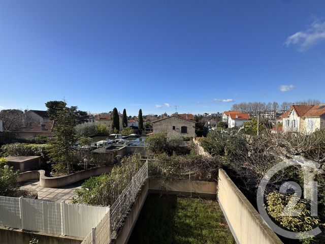 Appartement T2 à louer - 2 pièces - 59.52 m2 - MARSEILLE - 13012 - PROVENCE-ALPES-COTE-D-AZUR - Century 21 Alphée Sga