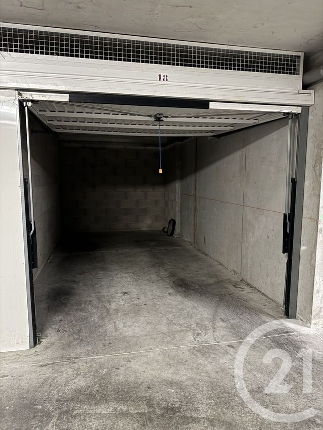 Appartement T2 à louer - 2 pièces - 59.52 m2 - MARSEILLE - 13012 - PROVENCE-ALPES-COTE-D-AZUR - Century 21 Alphée Sga