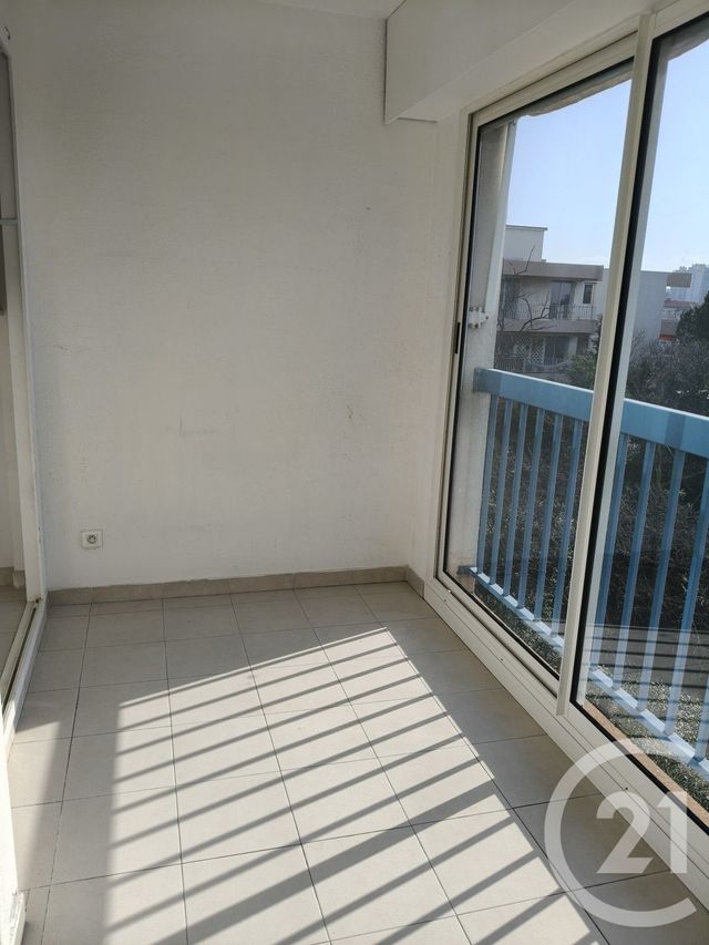 Appartement F2 à vendre - 2 pièces - 61.0 m2 - MARSEILLE - 13012 - PROVENCE-ALPES-COTE-D-AZUR - Century 21 Alphée Sga