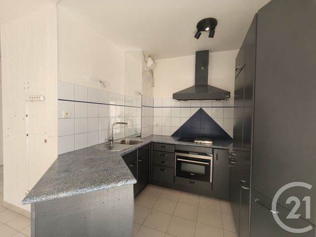 Appartement F2 à vendre - 2 pièces - 61.0 m2 - MARSEILLE - 13012 - PROVENCE-ALPES-COTE-D-AZUR - Century 21 Alphée Sga