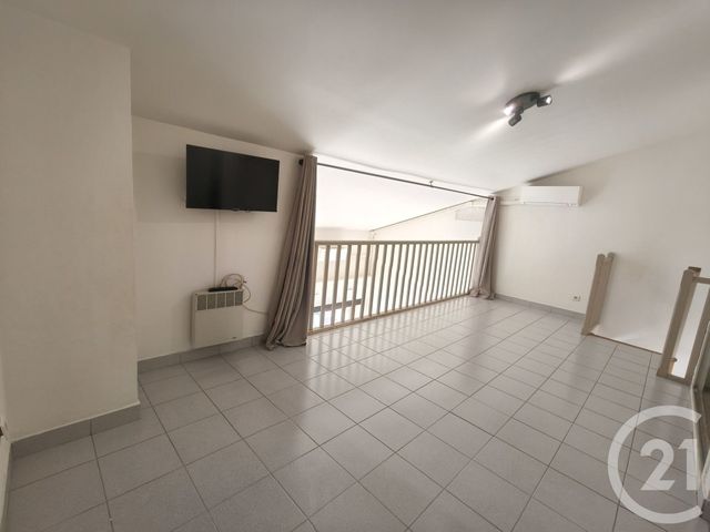 Appartement F2 à vendre - 2 pièces - 61.0 m2 - MARSEILLE - 13012 - PROVENCE-ALPES-COTE-D-AZUR - Century 21 Alphée Sga