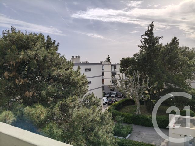 Appartement F3 à vendre - 4 pièces - 70.0 m2 - MARSEILLE - 13012 - PROVENCE-ALPES-COTE-D-AZUR - Century 21 Alphée Sga