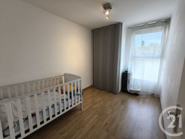Appartement F3 à vendre - 4 pièces - 70.0 m2 - MARSEILLE - 13012 - PROVENCE-ALPES-COTE-D-AZUR - Century 21 Alphée Sga