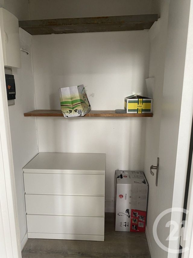 Appartement T2 à louer - 2 pièces - 47.01 m2 - MARSEILLE - 13004 - PROVENCE-ALPES-COTE-D-AZUR - Century 21 Alphée Sga