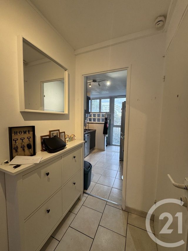 Appartement T3 à louer - 3 pièces - 57.25 m2 - MARSEILLE - 13011 - PROVENCE-ALPES-COTE-D-AZUR - Century 21 Alphée Sga