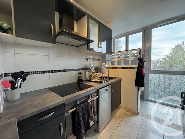 Appartement T3 à louer - 3 pièces - 57.25 m2 - MARSEILLE - 13011 - PROVENCE-ALPES-COTE-D-AZUR - Century 21 Alphée Sga