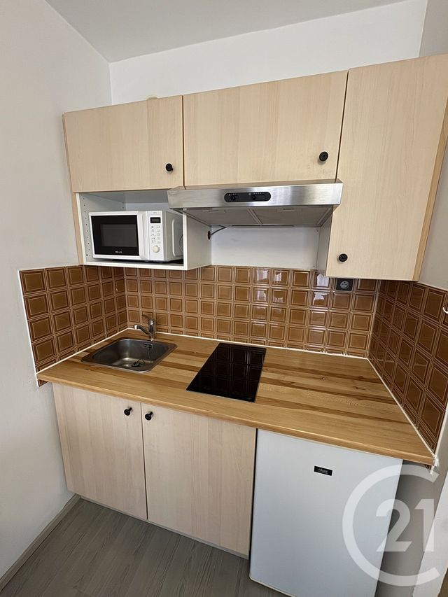 Appartement Studio à louer - 1 pièce - 16.07 m2 - MARSEILLE - 13004 - PROVENCE-ALPES-COTE-D-AZUR - Century 21 Alphée Sga