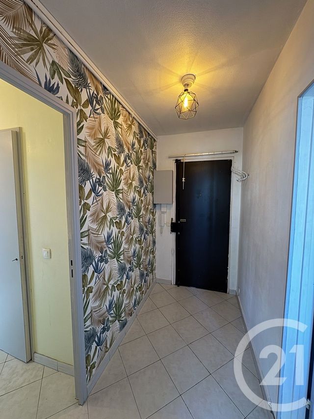 Appartement T2 à louer - 2 pièces - 54.54 m2 - MARSEILLE - 13010 - PROVENCE-ALPES-COTE-D-AZUR - Century 21 Alphée Sga