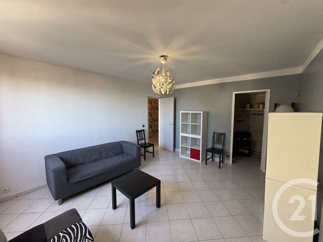 Appartement T2 à louer - 2 pièces - 54.54 m2 - MARSEILLE - 13010 - PROVENCE-ALPES-COTE-D-AZUR - Century 21 Alphée Sga
