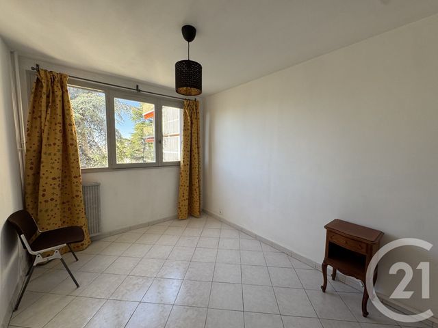 Appartement T2 à louer - 2 pièces - 54.54 m2 - MARSEILLE - 13010 - PROVENCE-ALPES-COTE-D-AZUR - Century 21 Alphée Sga