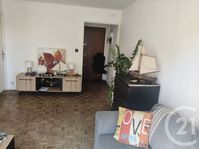 Appartement F1 à vendre - 1 pièce - 30.41 m2 - MARSEILLE - 13012 - PROVENCE-ALPES-COTE-D-AZUR - Century 21 Alphée Sga