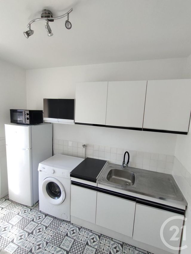 Appartement F1 à vendre - 1 pièce - 30.41 m2 - MARSEILLE - 13012 - PROVENCE-ALPES-COTE-D-AZUR - Century 21 Alphée Sga