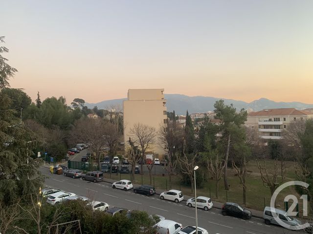 Appartement T4 à louer - 4 pièces - 78.7 m2 - MARSEILLE - 13012 - PROVENCE-ALPES-COTE-D-AZUR - Century 21 Alphée Sga