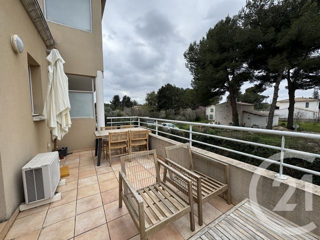Appartement T3 à louer - 3 pièces - 61.75 m2 - ALLAUCH - 13 - PROVENCE-ALPES-COTE-D-AZUR - Century 21 Alphée Sga